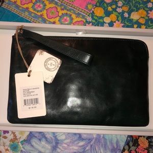 NWT Hobo Wayfare clutch/wristlet